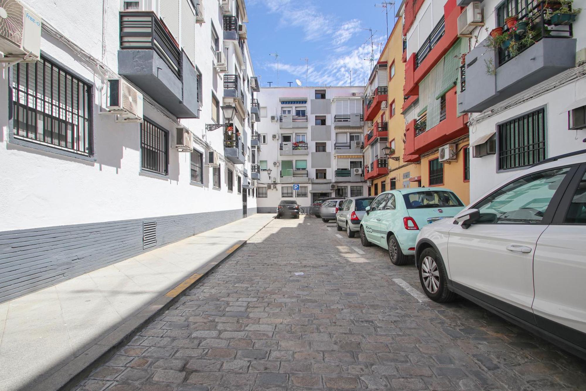 Spacious 2 Bedroom Apt In The Heart Of Triana Seville Ngoại thất bức ảnh